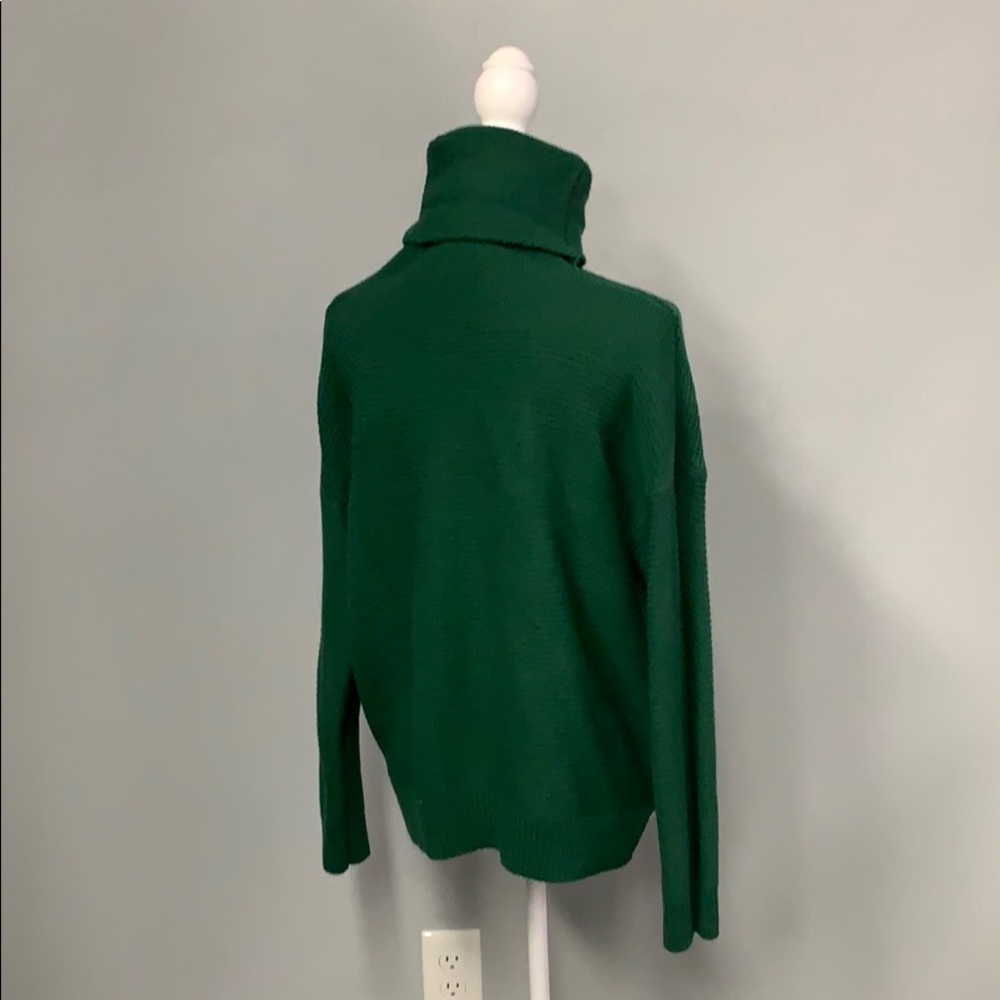 Sweater - Picture 2 of 4